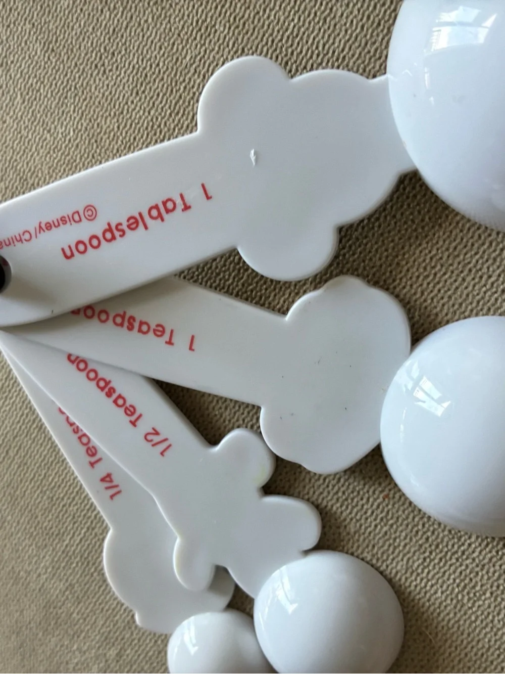 Vintage 1980s Disney Mickey Mouse White Measuring Spoon Set